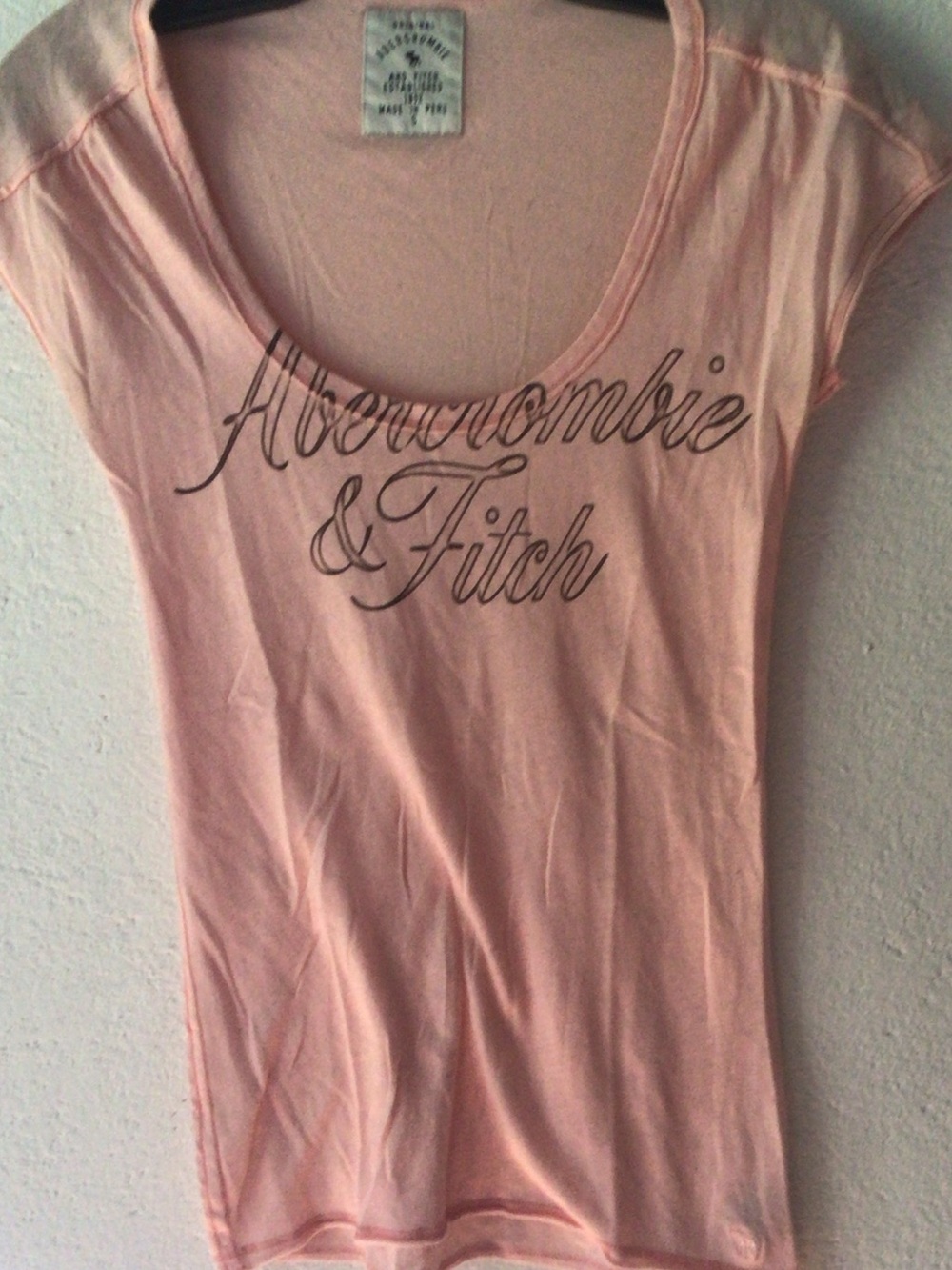 Abercrombie & Fitch Light Pink Scoop Neck Logo Tee